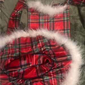 Pageant Plaid Christmas OOC
